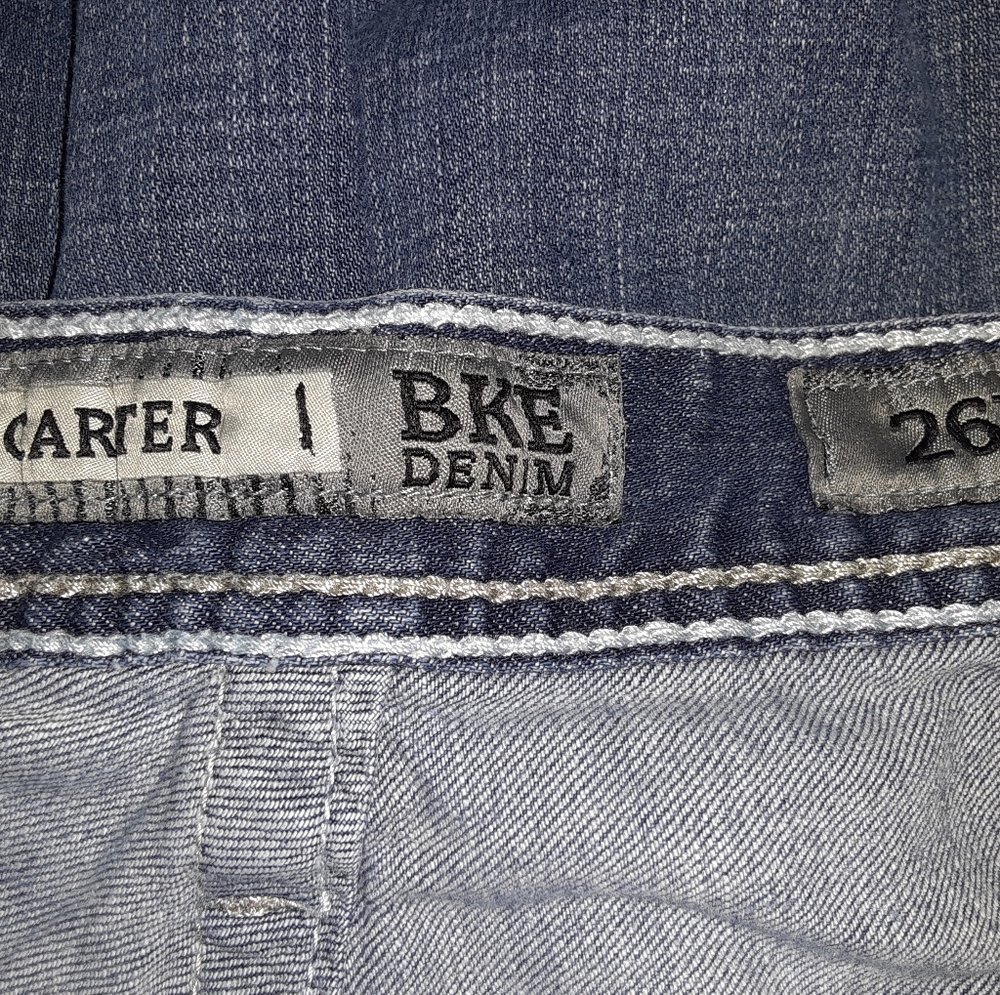 Jeans - Picture 3 of 4